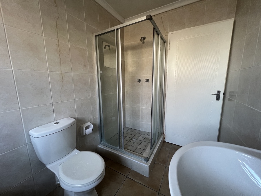3 Bedroom Property for Sale in Sonstraal Heights Western Cape